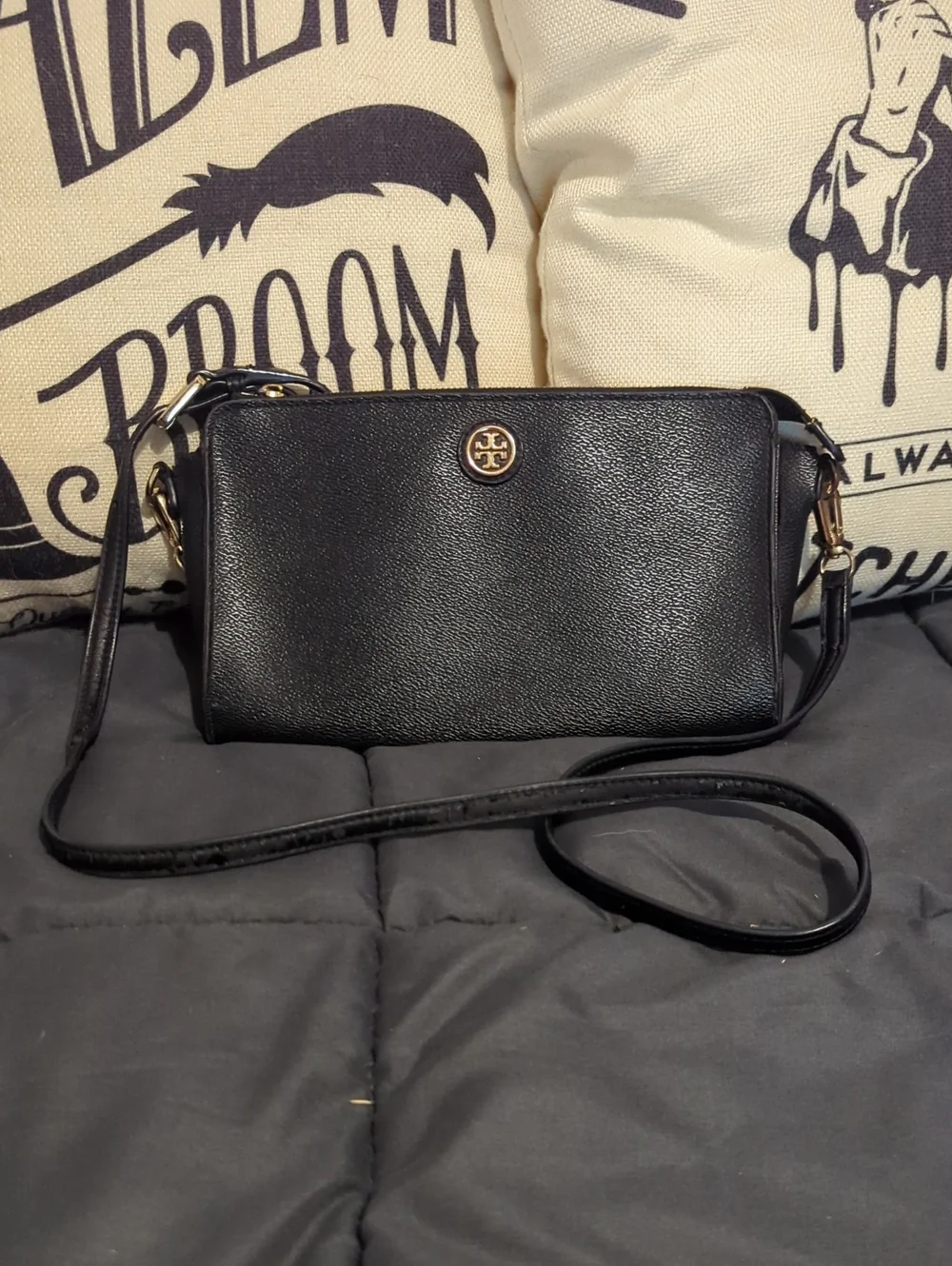 Tory Burch Black Everly Mini Pebbled Leather Crossbody CUTE!